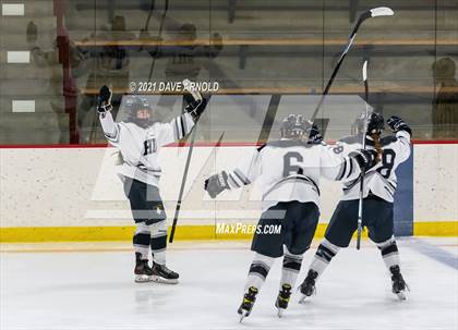 Thumbnail 3 in Hill School vs. Vermont Academy (Exeter Invitational Final) photogallery.