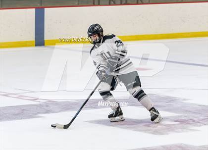Thumbnail 1 in Hill School vs. Vermont Academy (Exeter Invitational Final) photogallery.