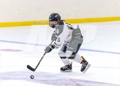 Thumbnail 2 in Hill School vs. Vermont Academy (Exeter Invitational Final) photogallery.