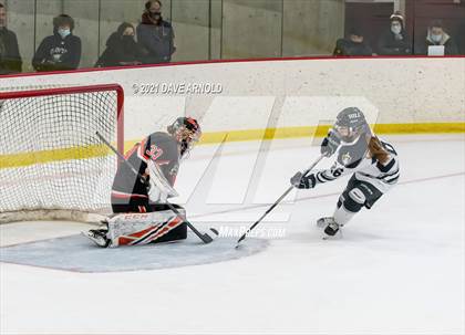 Thumbnail 1 in Hill School vs. Vermont Academy (Exeter Invitational Final) photogallery.