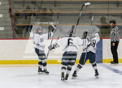 Thumbnail 1 in Hill School vs. Vermont Academy (Exeter Invitational Final) photogallery.