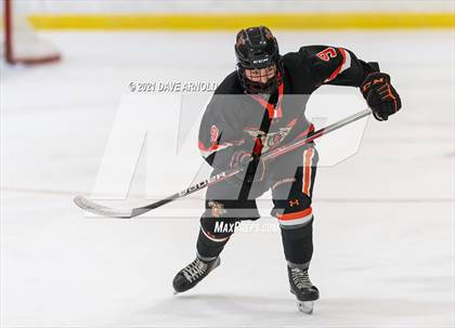 Thumbnail 3 in Hill School vs. Vermont Academy (Exeter Invitational Final) photogallery.