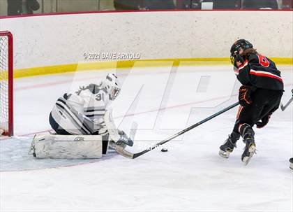 Thumbnail 1 in Hill School vs. Vermont Academy (Exeter Invitational Final) photogallery.