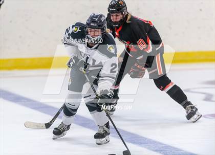 Thumbnail 2 in Hill School vs. Vermont Academy (Exeter Invitational Final) photogallery.