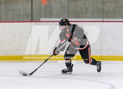 Thumbnail 1 in Hill School vs. Vermont Academy (Exeter Invitational Final) photogallery.