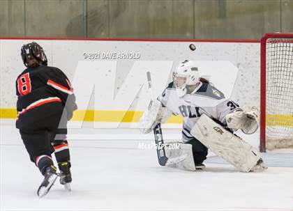 Thumbnail 2 in Hill School vs. Vermont Academy (Exeter Invitational Final) photogallery.