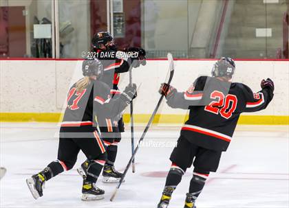 Thumbnail 3 in Hill School vs. Vermont Academy (Exeter Invitational Final) photogallery.