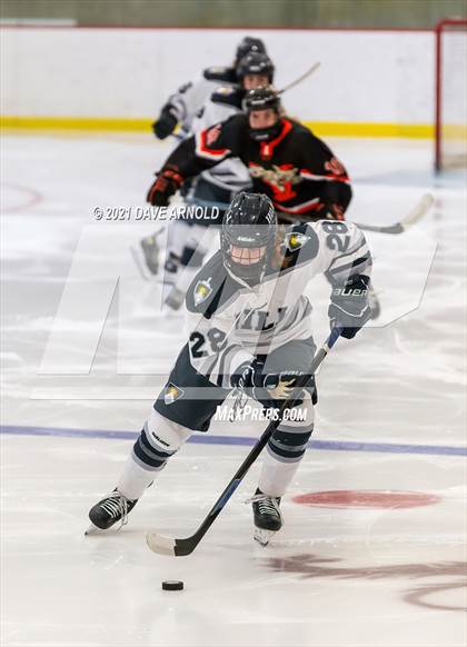 Thumbnail 3 in Hill School vs. Vermont Academy (Exeter Invitational Final) photogallery.