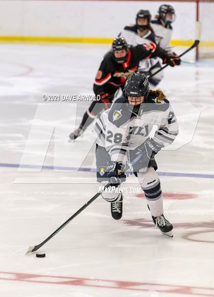 Thumbnail 1 in Hill School vs. Vermont Academy (Exeter Invitational Final) photogallery.