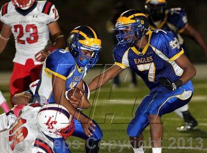 Thumbnail 1 in La Salle vs. Verbum Dei photogallery.