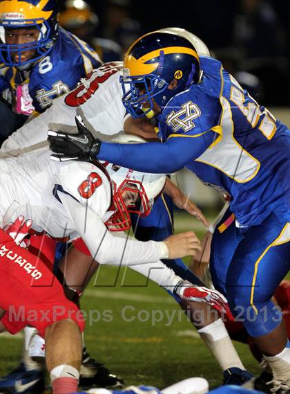 Thumbnail 3 in La Salle vs. Verbum Dei photogallery.