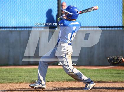 Thumbnail 3 in  Davis @ Oak Ridge (Oak Ridge Invitational) photogallery.