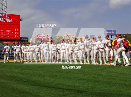 Thumbnail 1 in Esperanza vs. Los Alamitos photogallery.