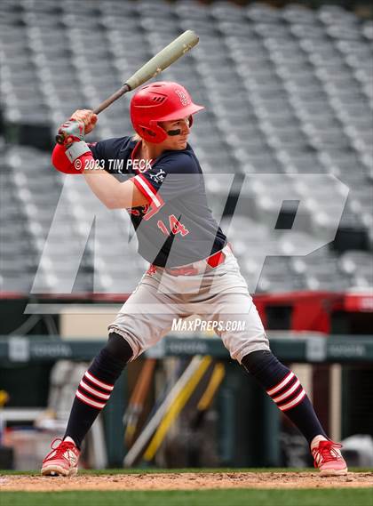 Thumbnail 1 in Esperanza vs. Los Alamitos photogallery.