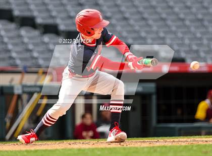 Thumbnail 1 in Esperanza vs. Los Alamitos photogallery.