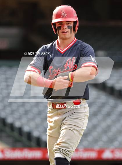 Thumbnail 1 in Esperanza vs. Los Alamitos photogallery.