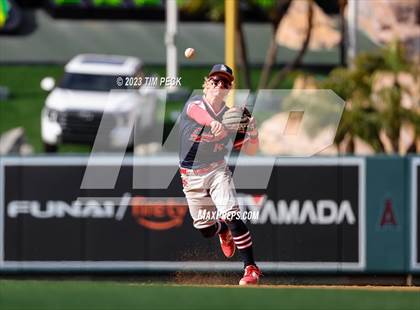Thumbnail 2 in Esperanza vs. Los Alamitos photogallery.