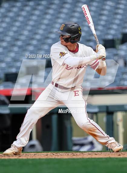 Thumbnail 2 in Esperanza vs. Los Alamitos photogallery.