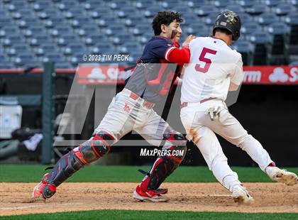 Thumbnail 1 in Esperanza vs. Los Alamitos photogallery.
