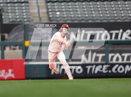 Thumbnail 3 in Esperanza vs. Los Alamitos photogallery.