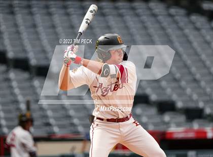 Thumbnail 2 in Esperanza vs. Los Alamitos photogallery.