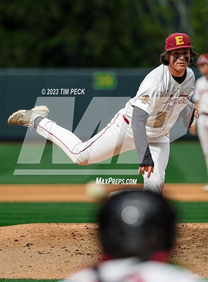 Thumbnail 2 in Esperanza vs. Los Alamitos photogallery.