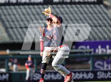 Thumbnail 1 in Esperanza vs. Los Alamitos photogallery.