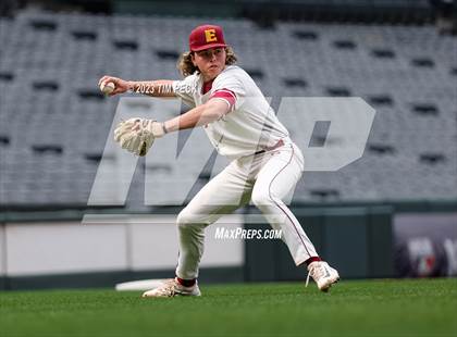 Thumbnail 2 in Esperanza vs. Los Alamitos photogallery.