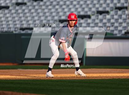 Thumbnail 3 in Esperanza vs. Los Alamitos photogallery.