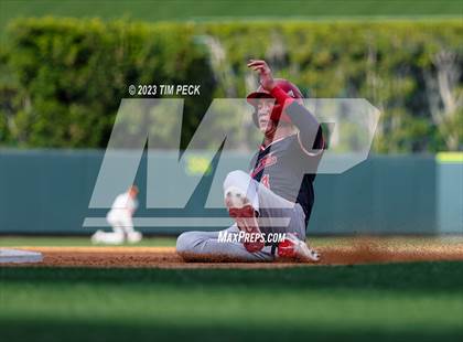 Thumbnail 3 in Esperanza vs. Los Alamitos photogallery.