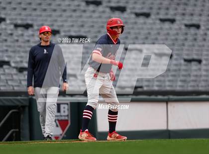 Thumbnail 2 in Esperanza vs. Los Alamitos photogallery.