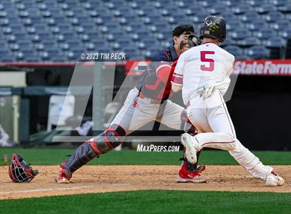 Thumbnail 1 in Esperanza vs. Los Alamitos photogallery.