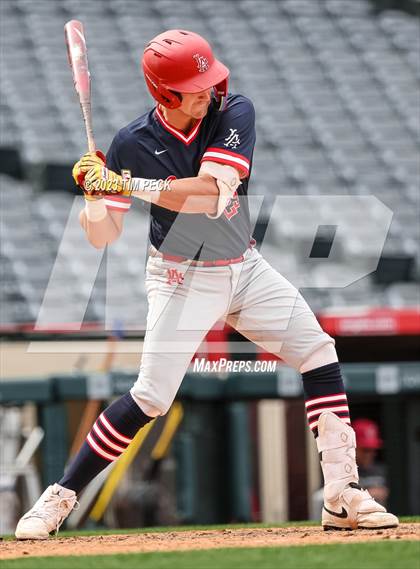 Thumbnail 1 in Esperanza vs. Los Alamitos photogallery.