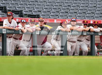Thumbnail 1 in Esperanza vs. Los Alamitos photogallery.