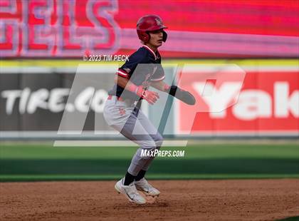 Thumbnail 1 in Esperanza vs. Los Alamitos photogallery.