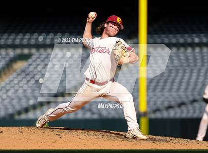 Thumbnail 1 in Esperanza vs. Los Alamitos photogallery.