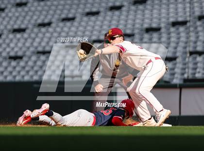 Thumbnail 3 in Esperanza vs. Los Alamitos photogallery.