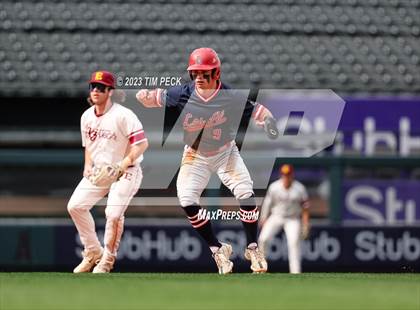 Thumbnail 3 in Esperanza vs. Los Alamitos photogallery.
