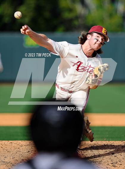 Thumbnail 3 in Esperanza vs. Los Alamitos photogallery.