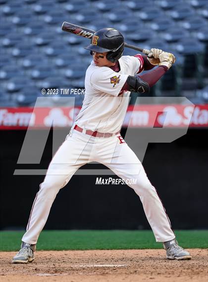 Thumbnail 2 in Esperanza vs. Los Alamitos photogallery.