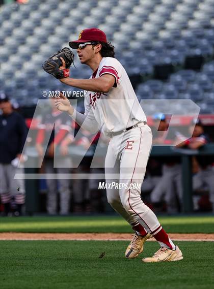 Thumbnail 1 in Esperanza vs. Los Alamitos photogallery.