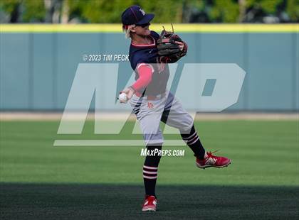 Thumbnail 1 in Esperanza vs. Los Alamitos photogallery.