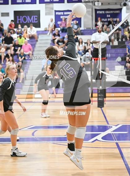 Thumbnail 2 in Northwest Christian vs. Snowflake photogallery.