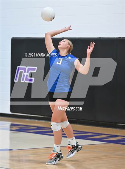Thumbnail 1 in Northwest Christian vs. Snowflake photogallery.