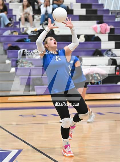 Thumbnail 3 in Northwest Christian vs. Snowflake photogallery.