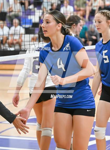 Thumbnail 2 in Northwest Christian vs. Snowflake photogallery.