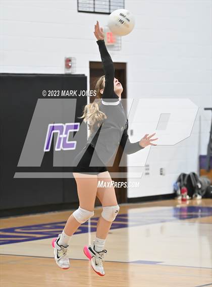 Thumbnail 2 in Northwest Christian vs. Snowflake photogallery.