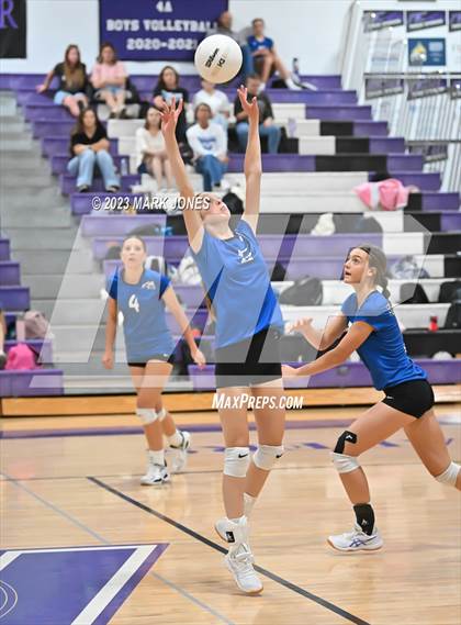 Thumbnail 3 in Northwest Christian vs. Snowflake photogallery.