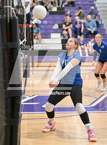 Thumbnail 1 in Northwest Christian vs. Snowflake photogallery.