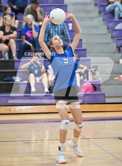 Thumbnail 3 in Northwest Christian vs. Snowflake photogallery.